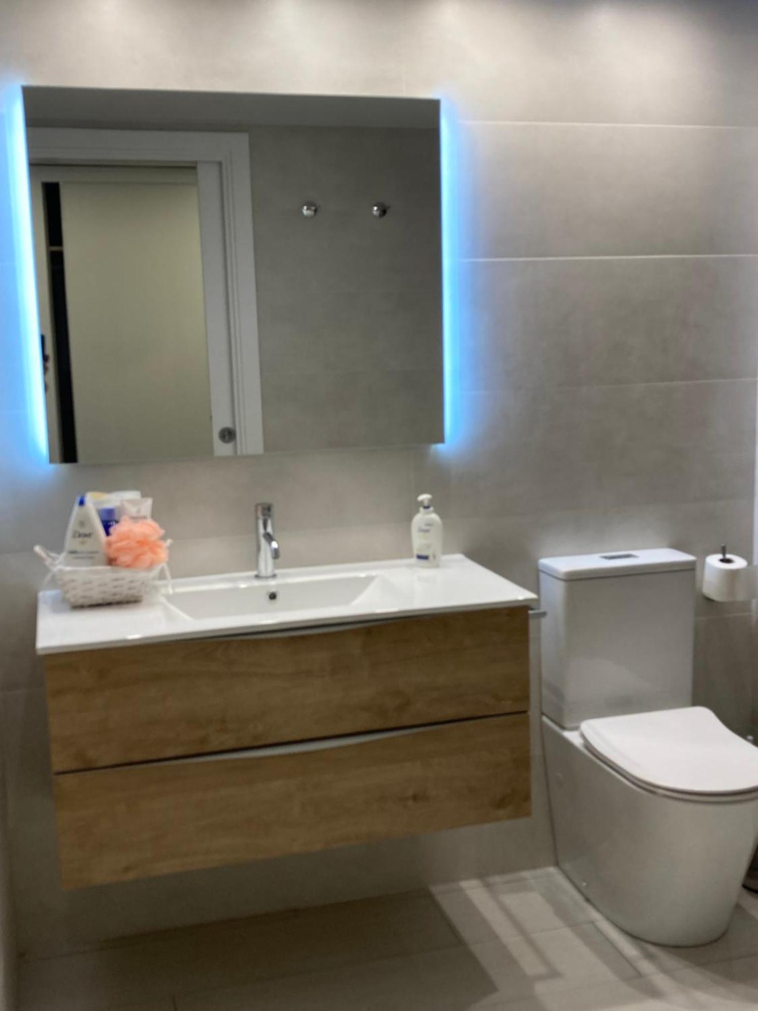 Apartamento céntrico, renovado y con mucho encanto Santa Coloma De Farners Esterno foto
