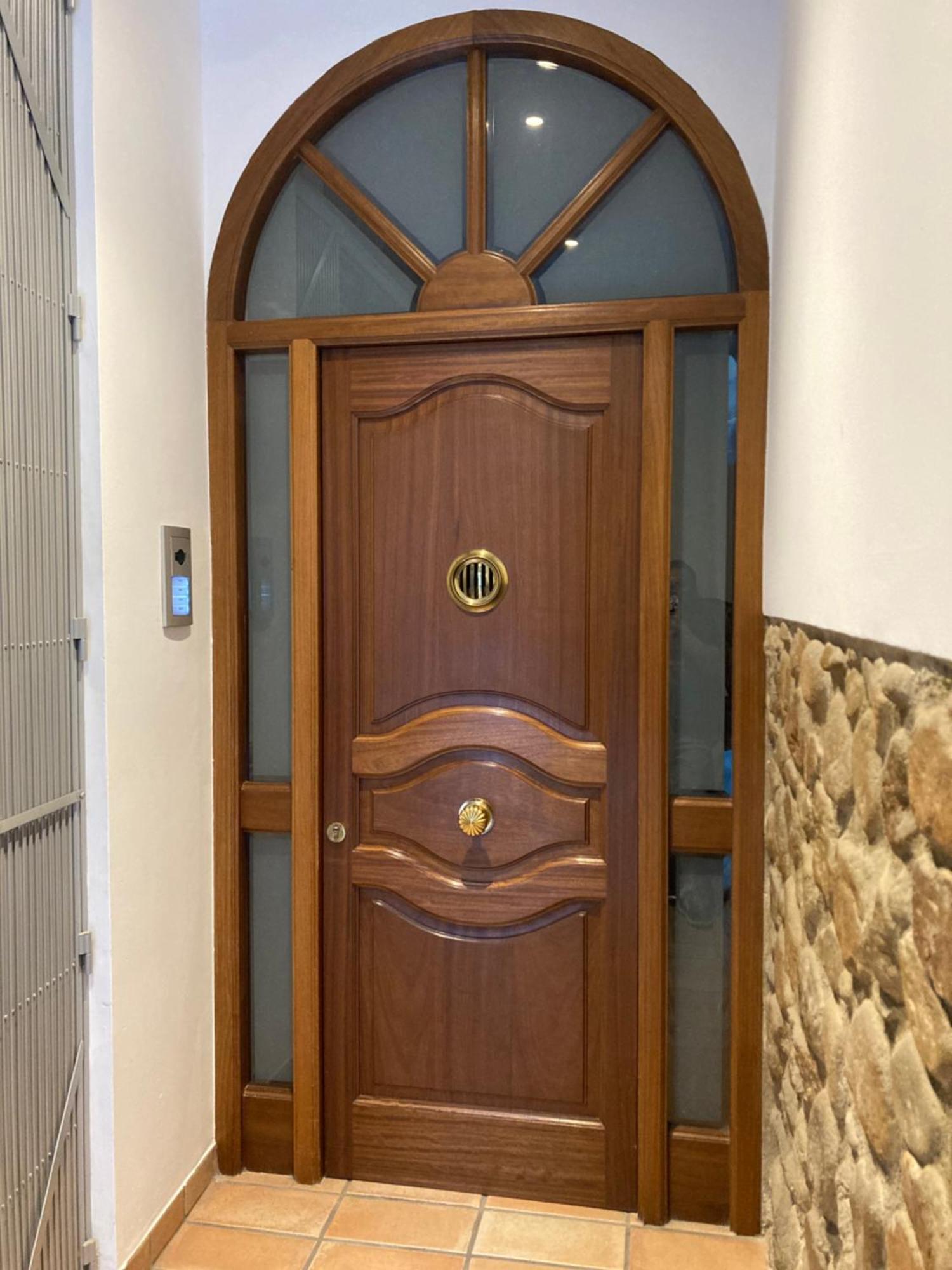 Apartamento céntrico, renovado y con mucho encanto Santa Coloma De Farners Esterno foto